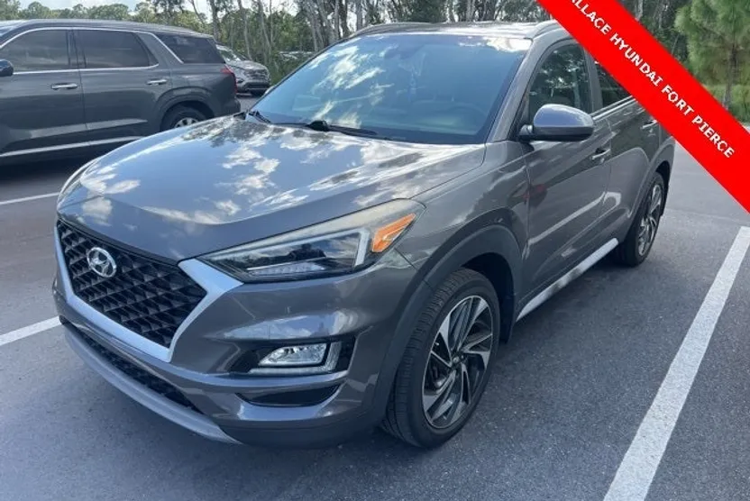 2020 Hyundai Tucson Sport photo 1