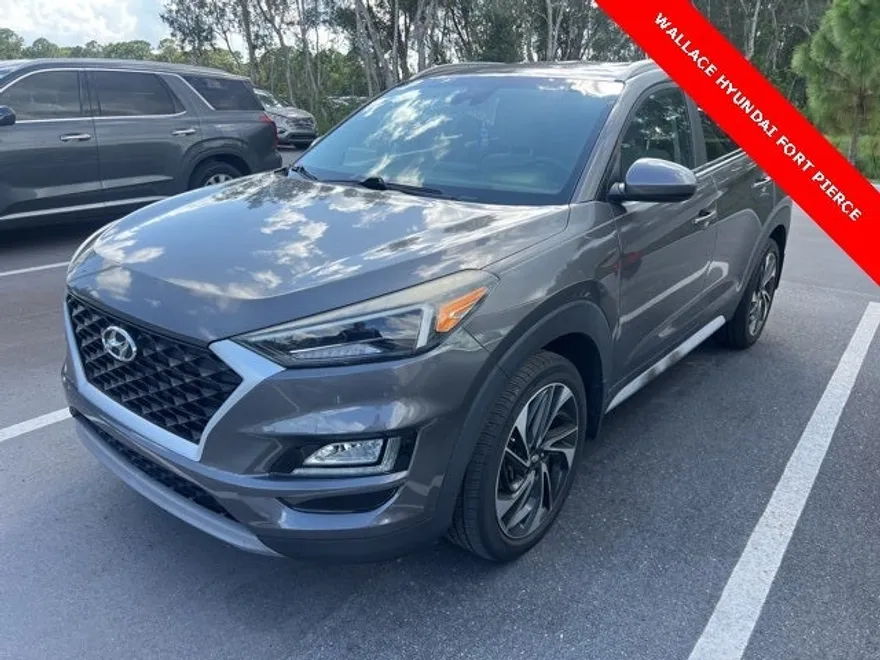 2020 Hyundai Tucson Sport photo 1