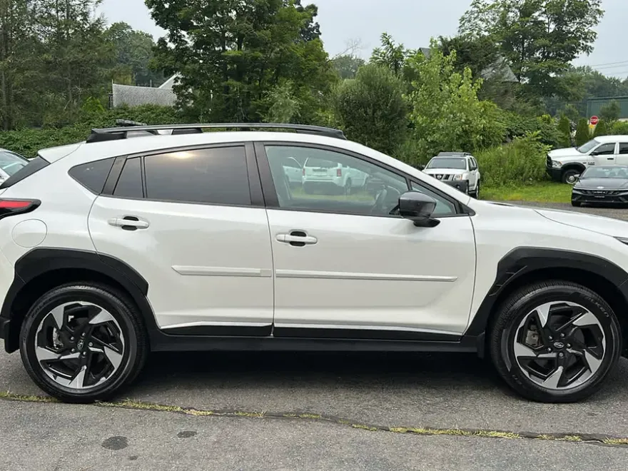 2024 Subaru Crosstrek Limited photo 1