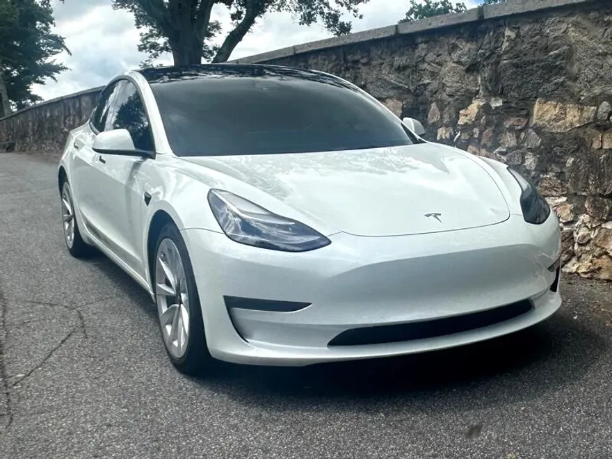 2022 Tesla Model 3 Long Range photo 12