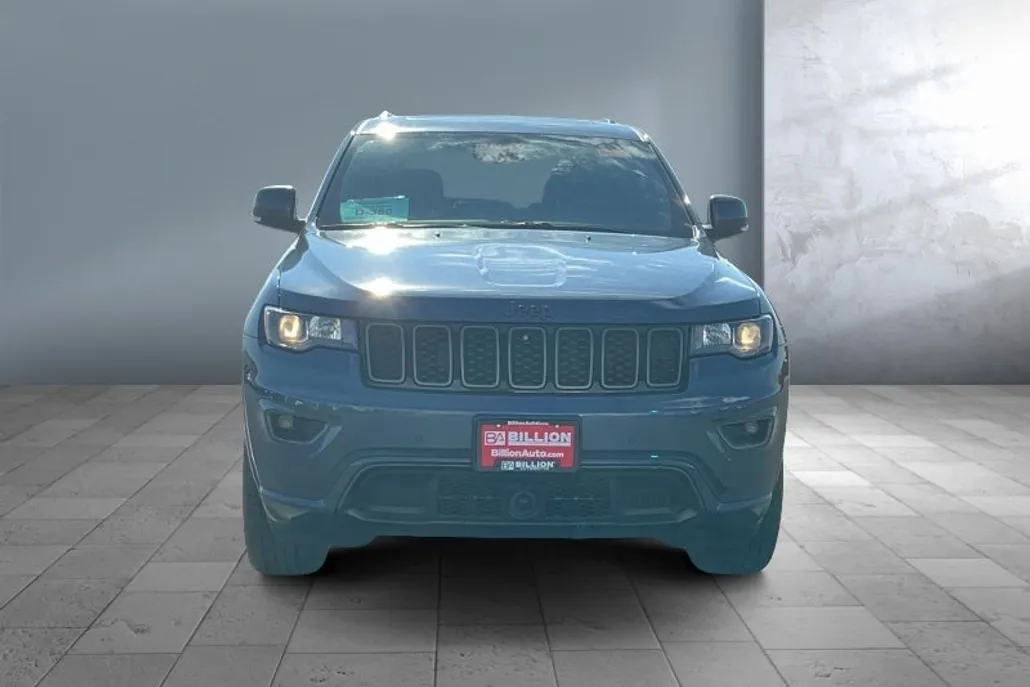 2021 Jeep Grand Cherokee Limited photo 1