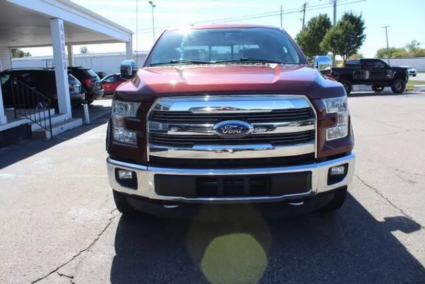 2015 Ford F-150 Lariat photo 1