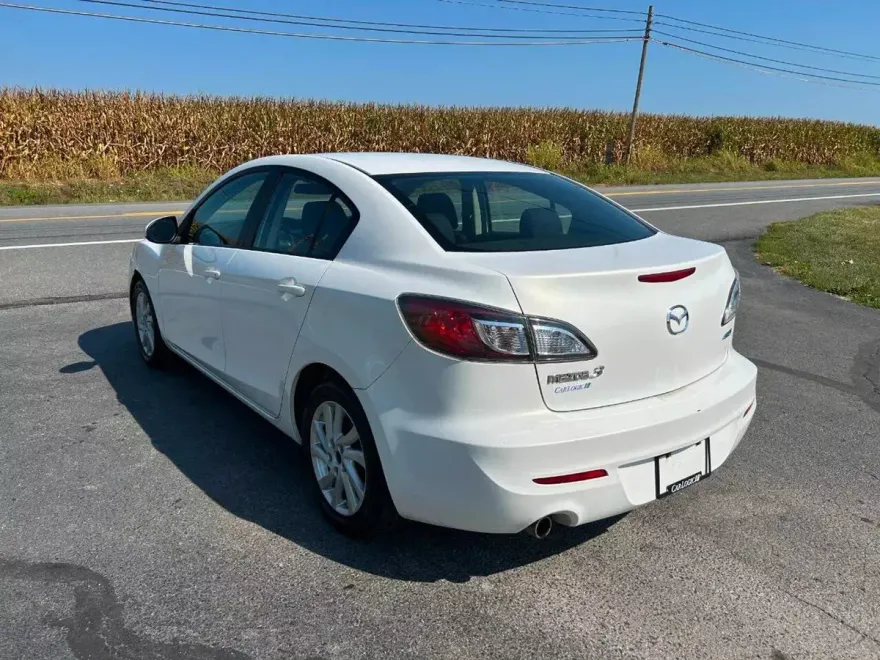 2012 Mazda Mazda3 Touring Sedan photo 1