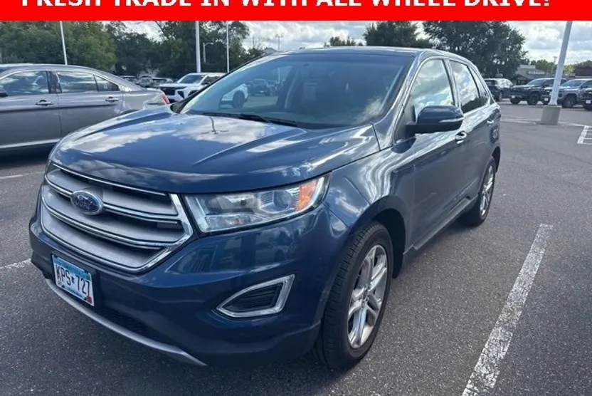 2017 Ford Edge Titanium photo 1