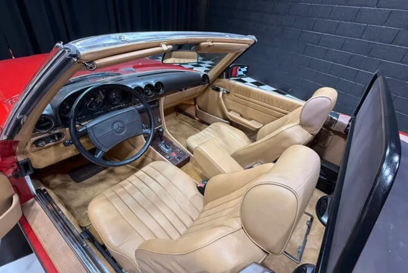 1987 Mercedes Benz 560 photo 1