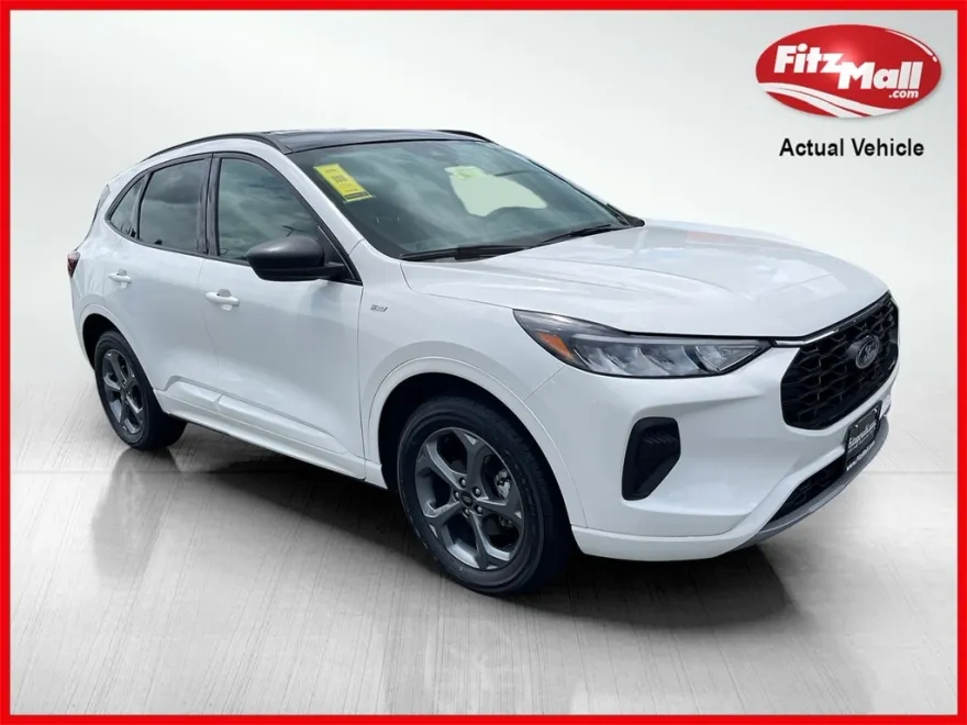 2023 Ford Escape ST-Line photo 1