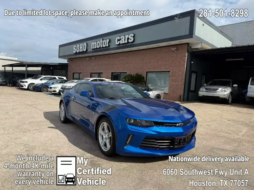 2018 Chevrolet Camaro 1LT photo 1