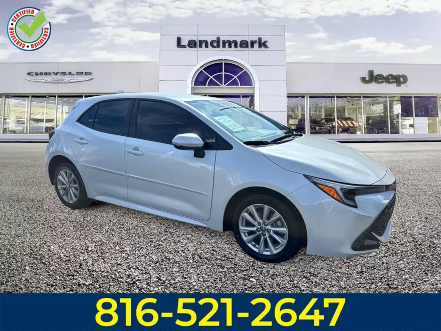 2024 Toyota Corolla SE photo 1