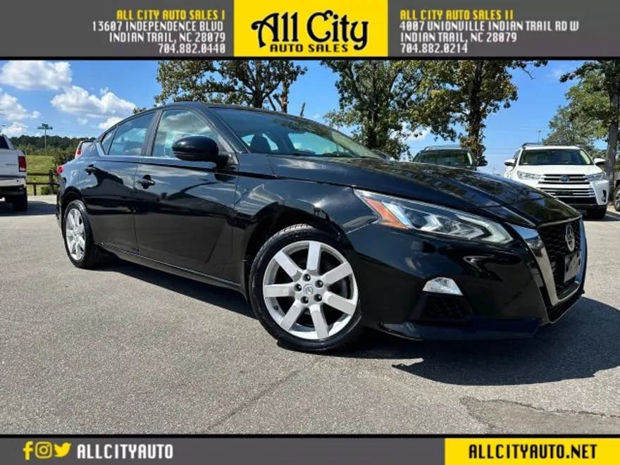 2019 Nissan Altima 2.5 SR photo 1