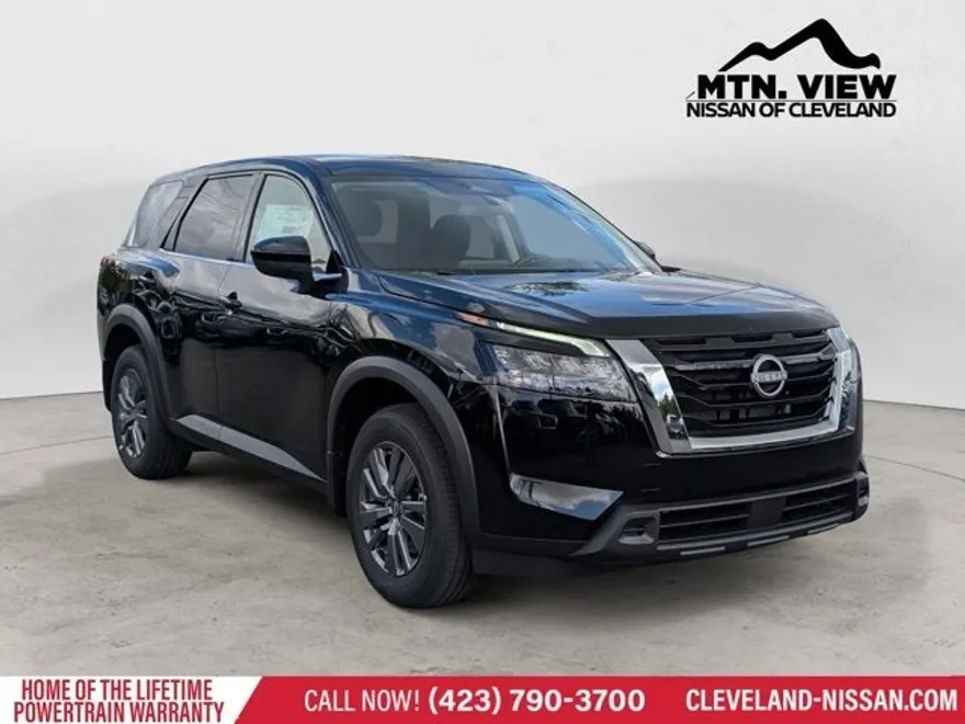 2025 Nissan Pathfinder S photo 1
