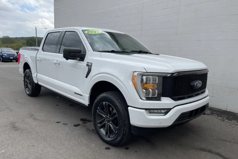 2021 Ford F-150 XLT photo 1