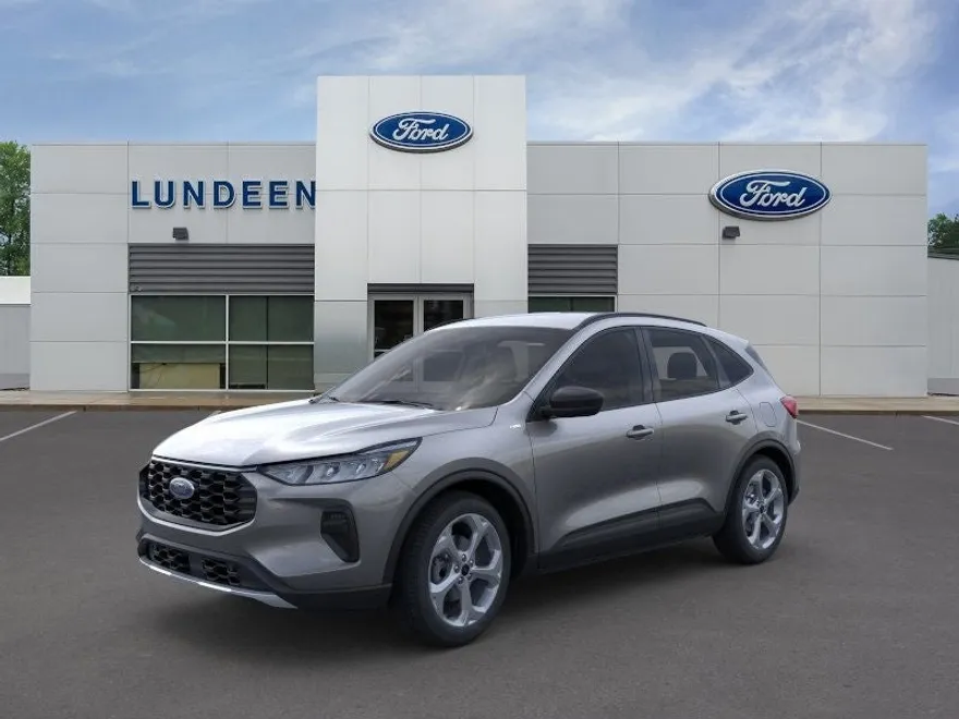 2025 Ford Escape ST-Line photo 1