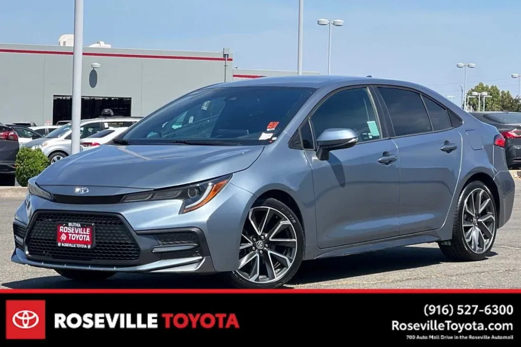 2021 Toyota Corolla SE photo 1