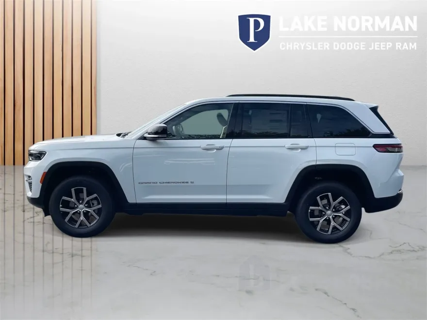2025 Jeep Grand Cherokee Limited photo 1