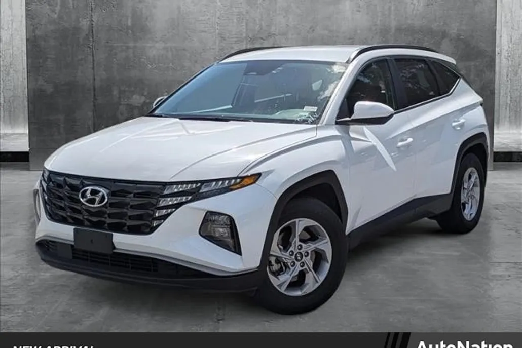 2024 Hyundai Tucson SEL photo 1
