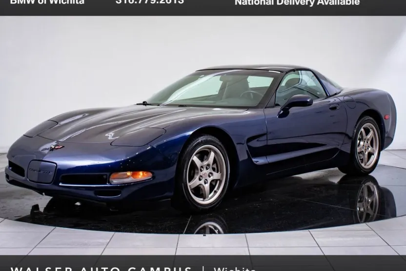 2000 Chevrolet Corvette photo 1