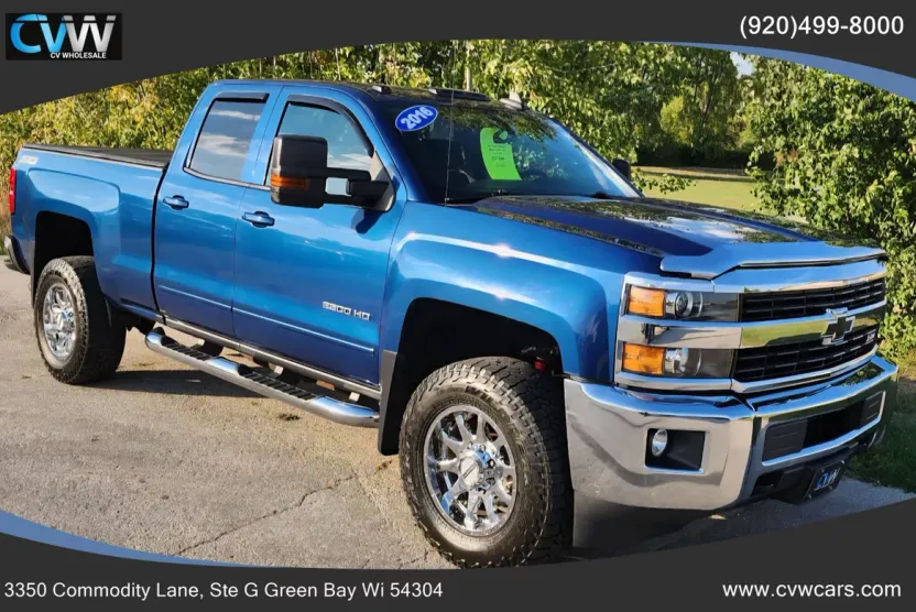 2016 Chevrolet Silverado 2500HD LT photo 1