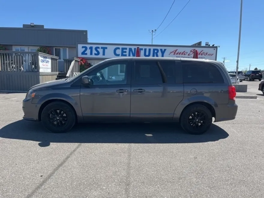 2019 Dodge Grand Caravan GT photo 1