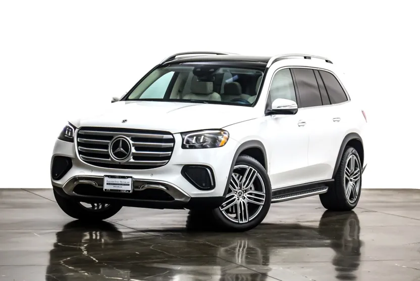 2025 Mercedes Benz GLS 450 4MATIC photo 1