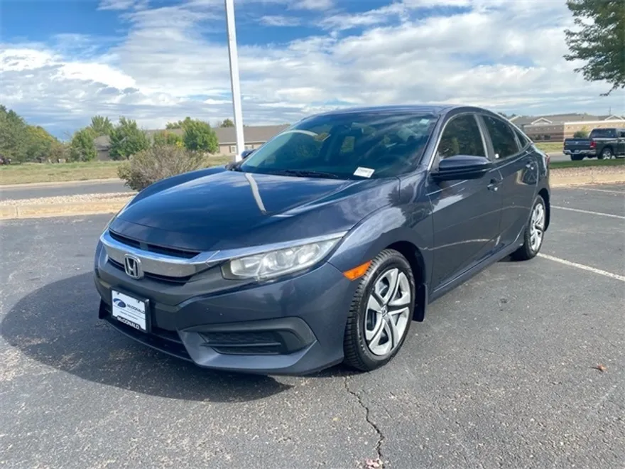 2017 Honda Civic LX photo 1