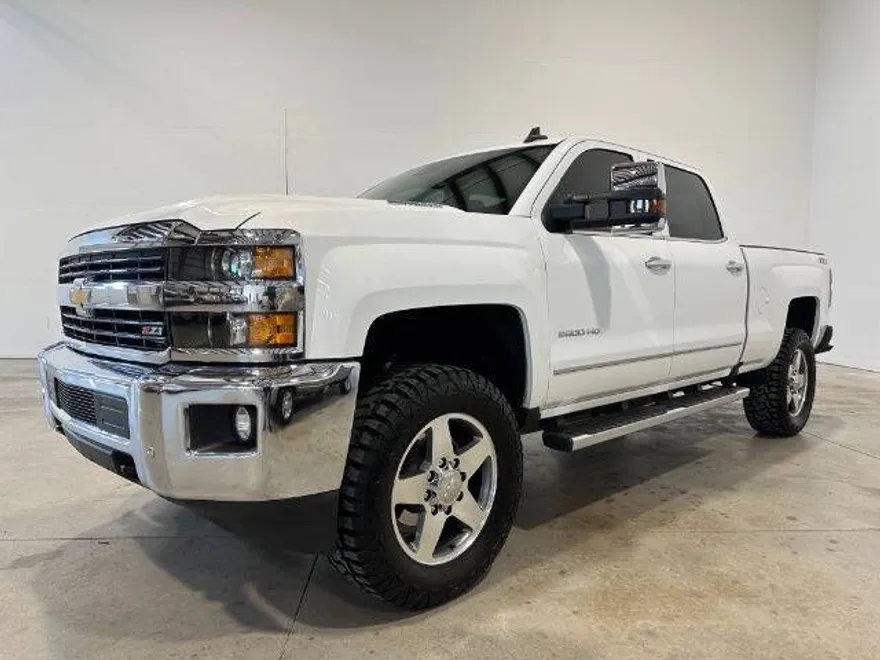 2017 Chevrolet Silverado 2500HD LTZ photo 1