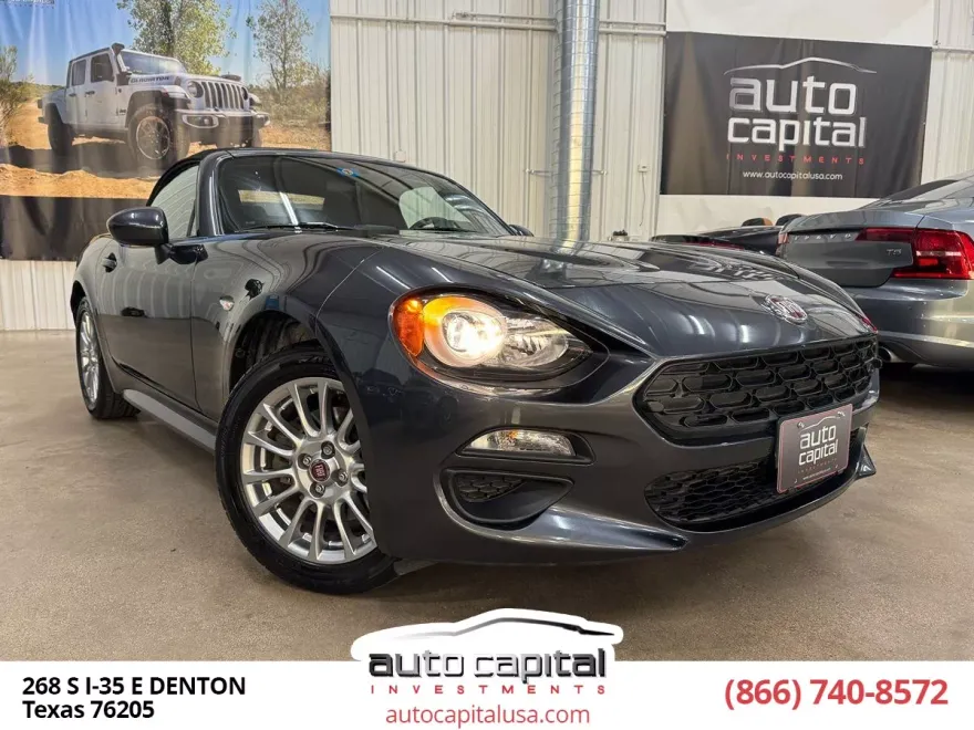 2017 Fiat 124 Spider Classica photo 1