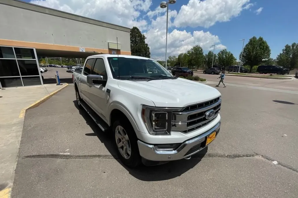 2023 Ford F-150 Lariat photo 1