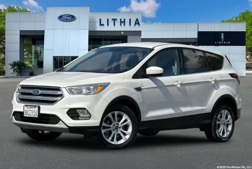 2017 Ford Escape SE photo 1