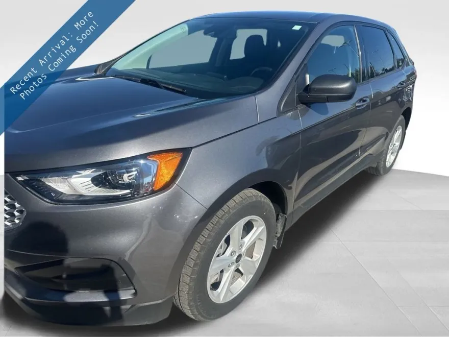 2023 Ford Edge SE photo 1