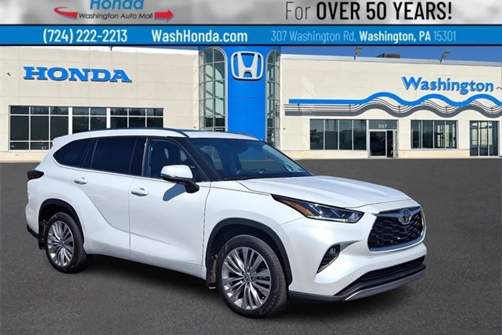 2022 Toyota Highlander Platinum photo 1