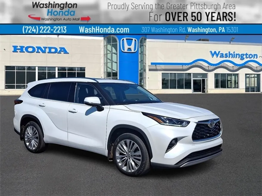 2022 Toyota Highlander Platinum photo 1
