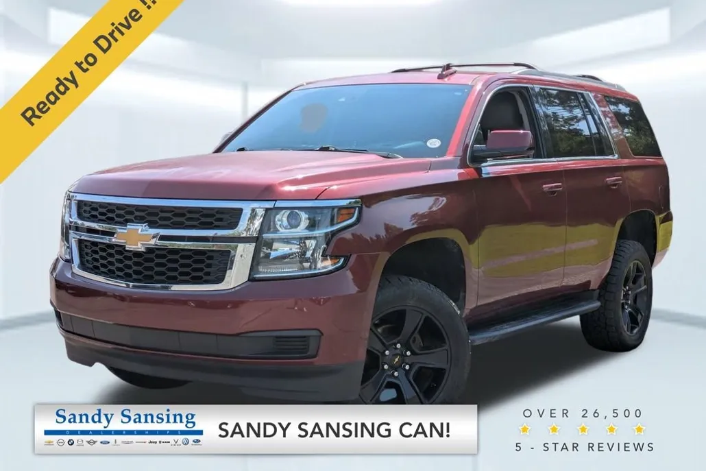 2016 Chevrolet Tahoe LT photo 1