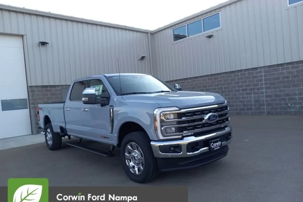 2025 Ford F-350 King Ranch photo 1