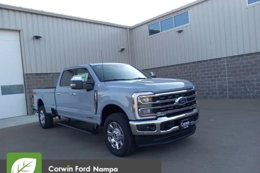 2025 Ford F-350 King Ranch photo 1