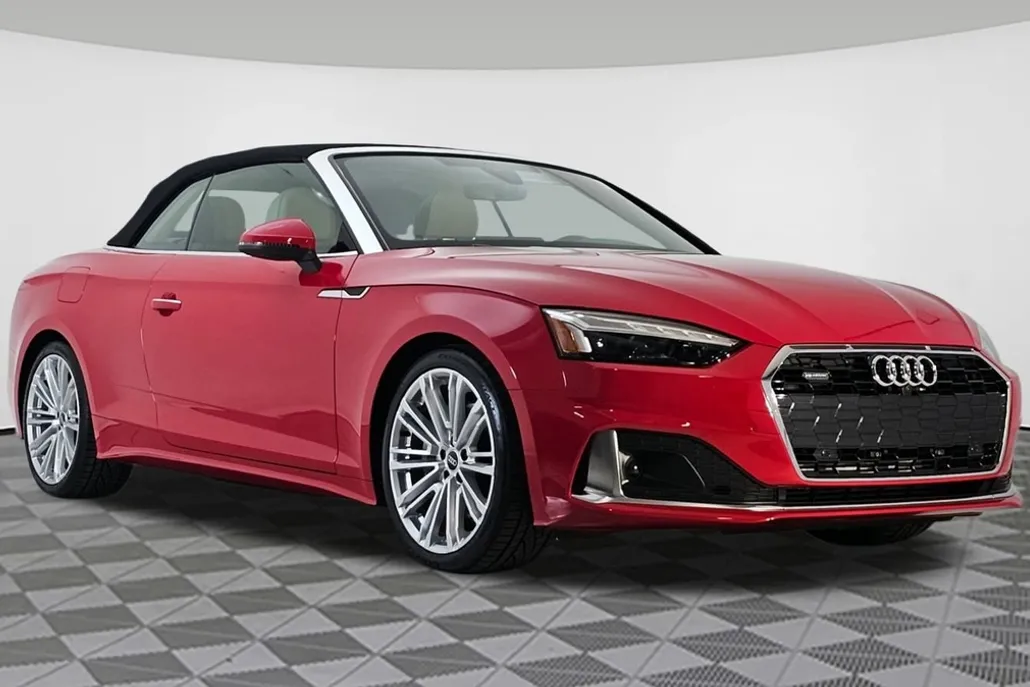 2022 Audi A5 45 Premium Cabriolet photo 1