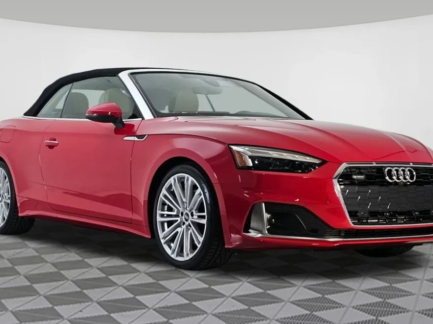 2022 Audi A5 45 Premium Cabriolet photo 1