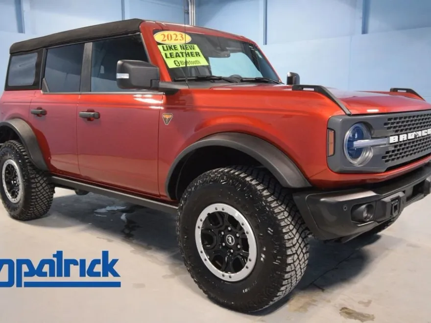 2023 Ford Bronco Badlands photo 1