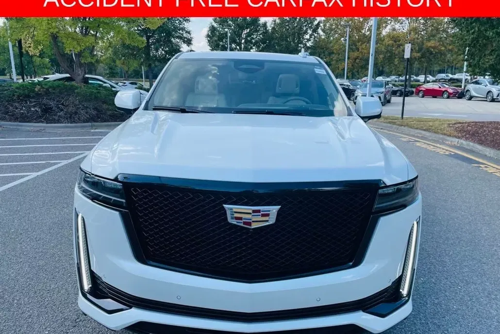 2023 Cadillac Escalade ESV Sport Platinum photo 1