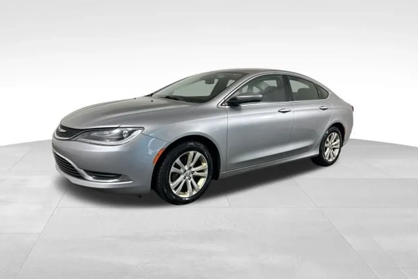 2015 Chrysler 200 Limited photo 1