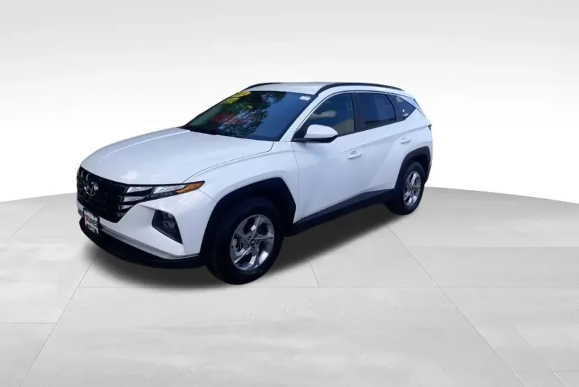 2024 Hyundai Tucson SEL photo 1