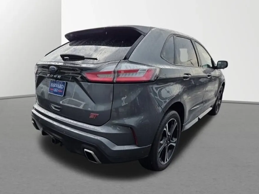 2024 Ford Edge ST photo 1