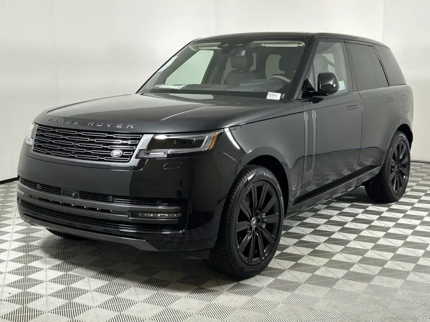 2025 Land Rover Range Rover SE photo 1