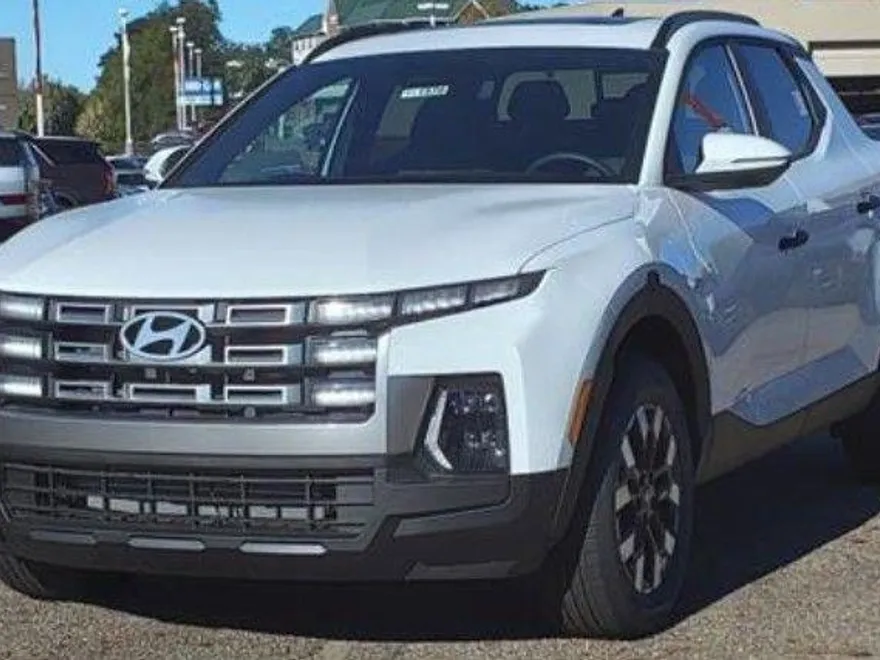 2025 Hyundai Santa Cruz SEL photo 1