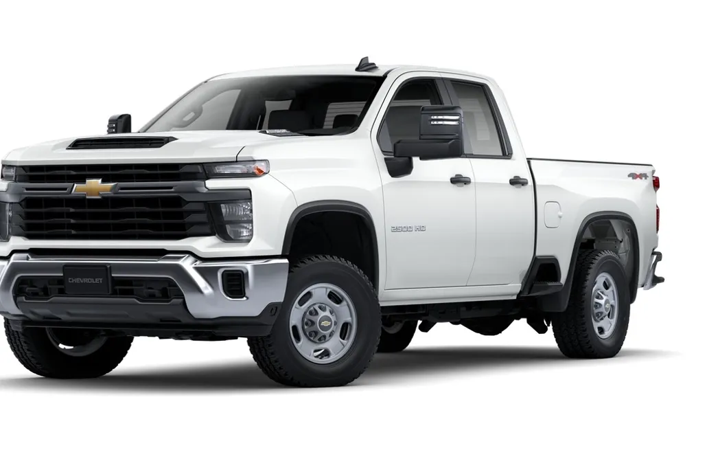 2025 Chevrolet Silverado 2500HD photo 1
