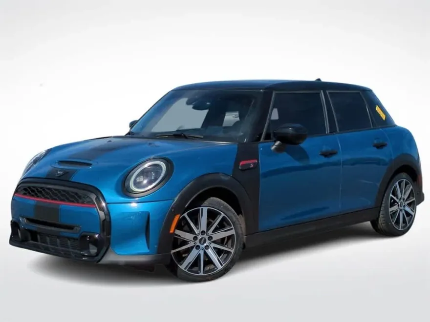 2022 Mini Cooper 4 Door Hardtop S photo 1