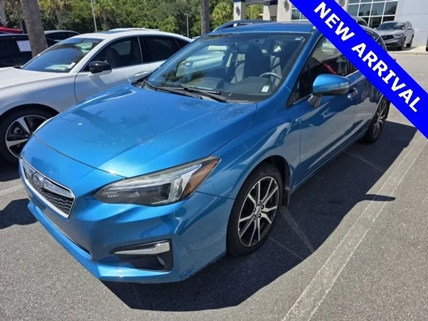 2017 Subaru Impreza 2.0i Limited photo 1