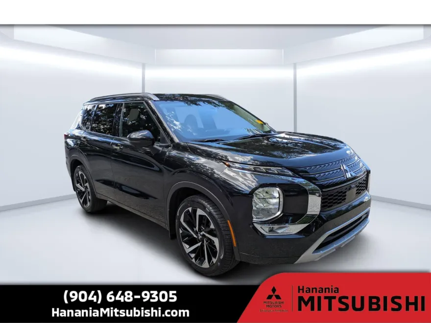 2022 Mitsubishi Outlander SEL photo 1