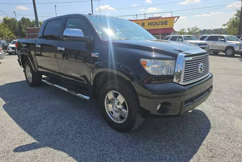 2013 Toyota Tundra Limited CrewMax photo 1