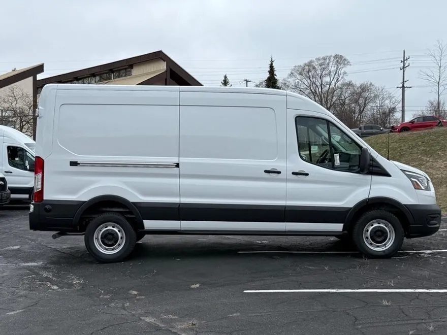 2025 Ford Transit Cargo Van photo 1
