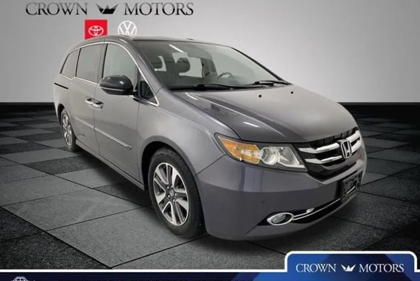 2016 Honda Odyssey Touring Elite photo 1